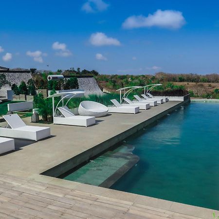 Salty Breeze Bali Hotel Ungasan  Exterior photo